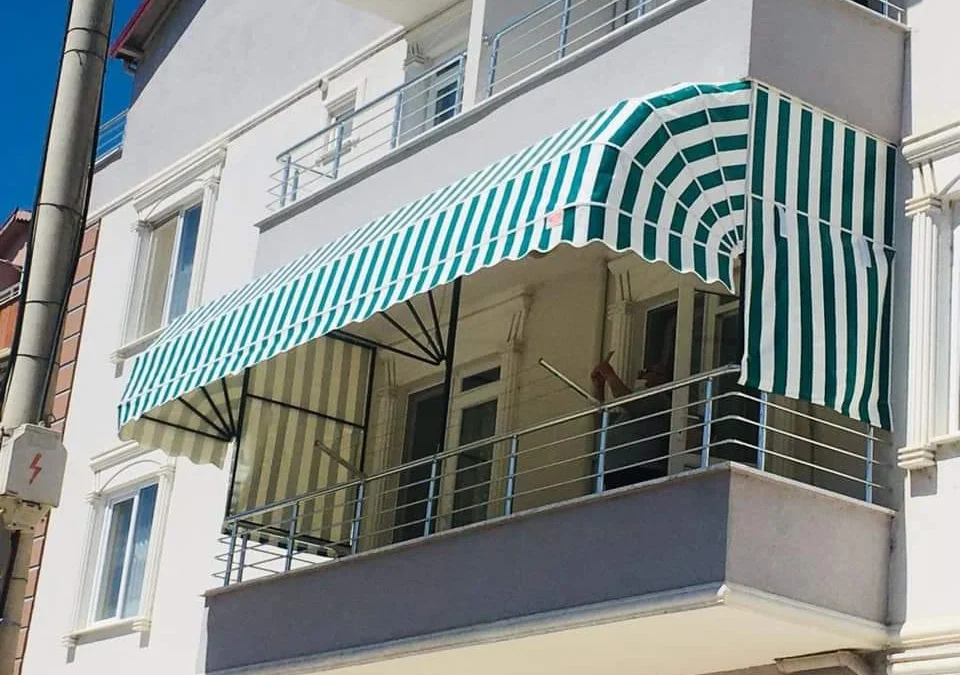 Mengapa Kanopi Kain Bisa Menguning? Ini Penyebab Aslinya